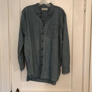 Lightweight denim/chambray shirt